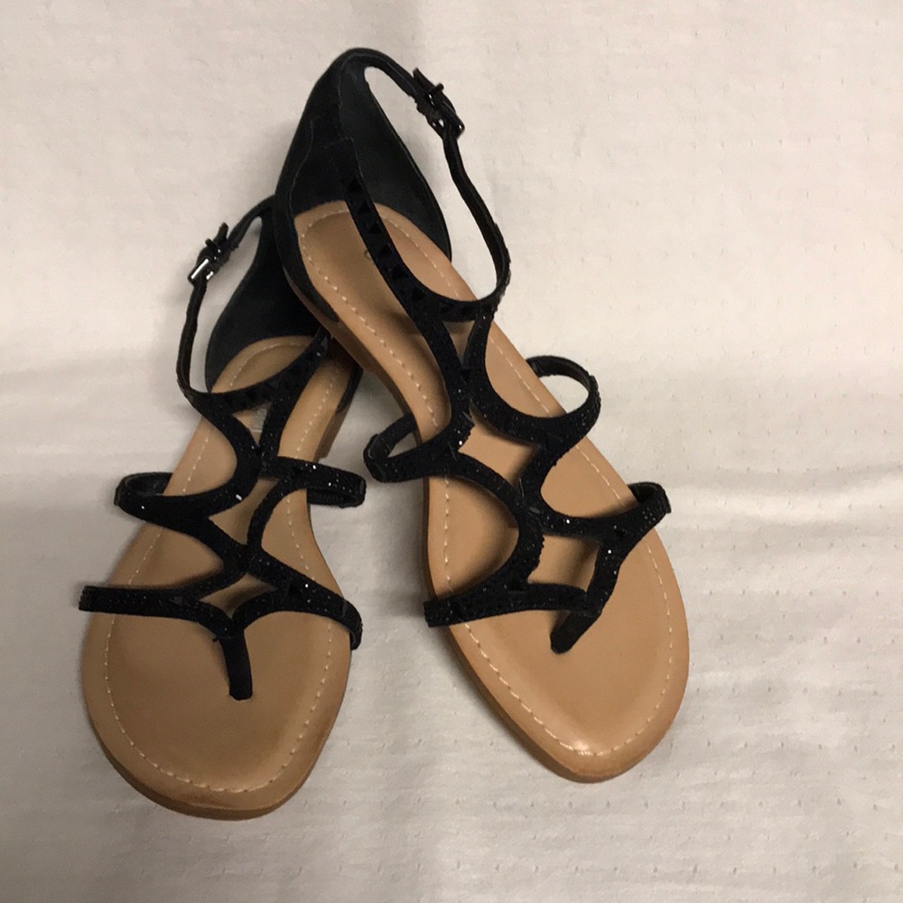 Gianni Bini Black Minimalist Strappy Sandals  Looping Design and Ankle Strap 6.5